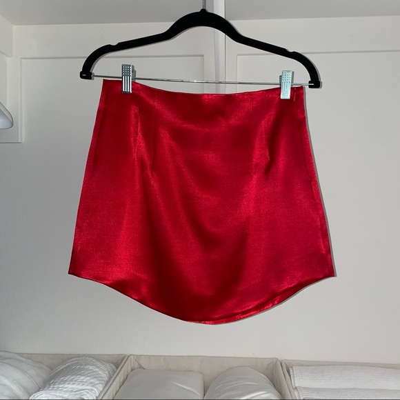 Zara Satin-Like Red Mini Skirt Size M - Picture 4 of 9